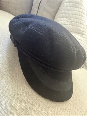 H&M Black Wool Fisherman Cap